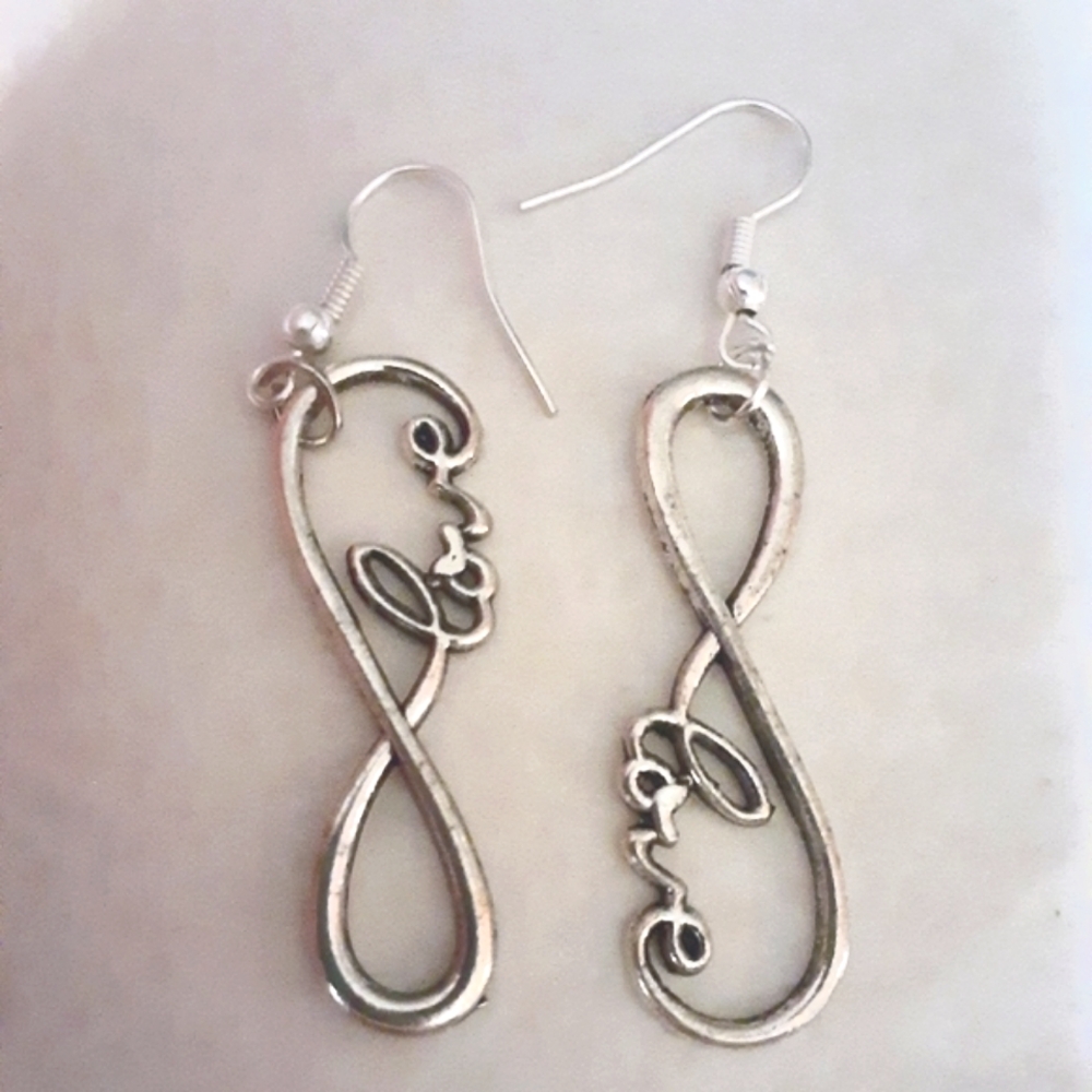 HANDMADE LOVE INFINITY EARRINGS ANTIQUE SILVER